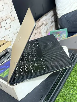 Laptop Dell XPS 13 9350 16GB Intel Core i7 SSD 256GB