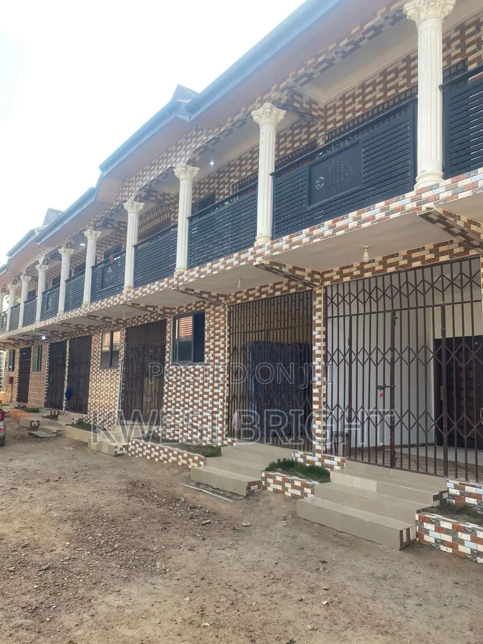 16bdrm Apartment in Villa, Ho Municipal for sale