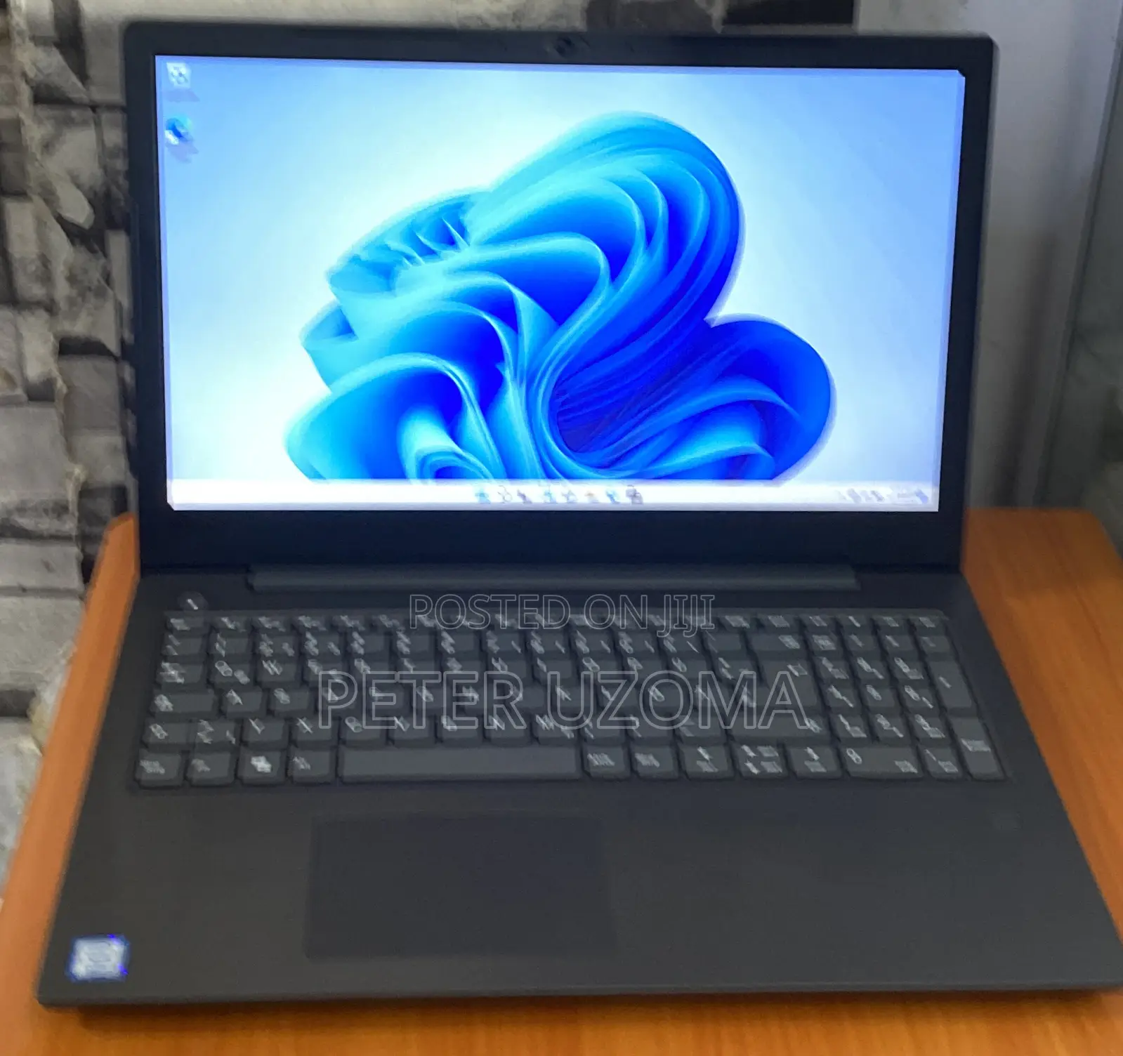 Laptop Lenovo V330 8GB Intel Core i3 SSD 128GB