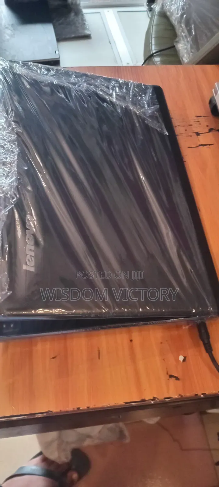 New Laptop Lenovo 4GB Intel HDD 250GB
