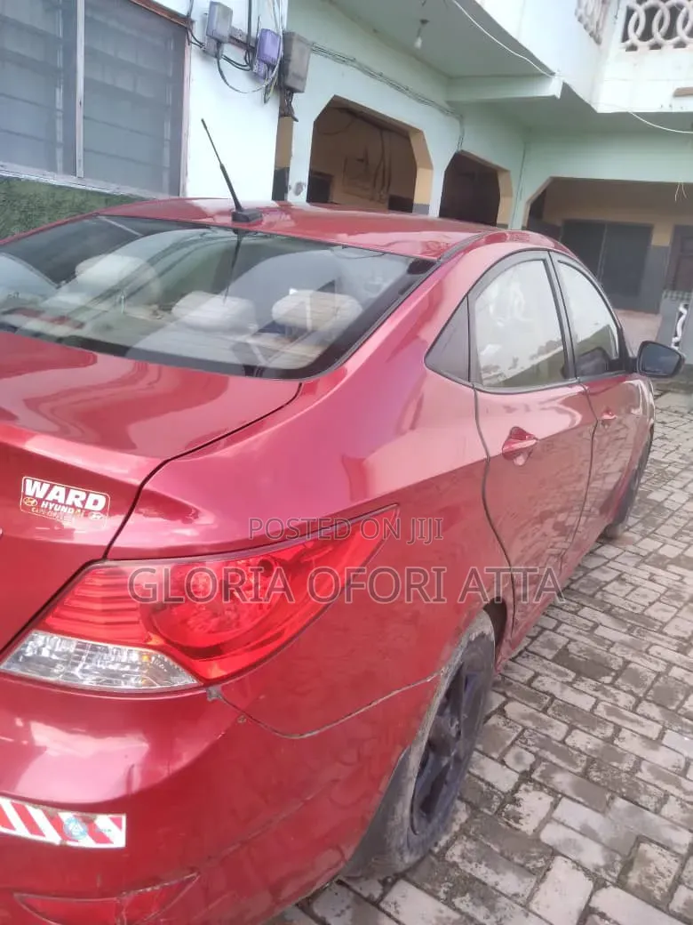 Hyundai Accent 2012 Red