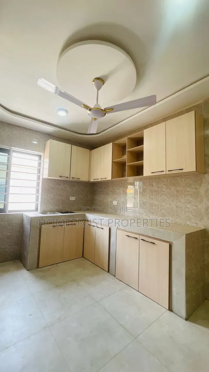 3bdrm House in Ablekuma Peace, Manhean for sale
