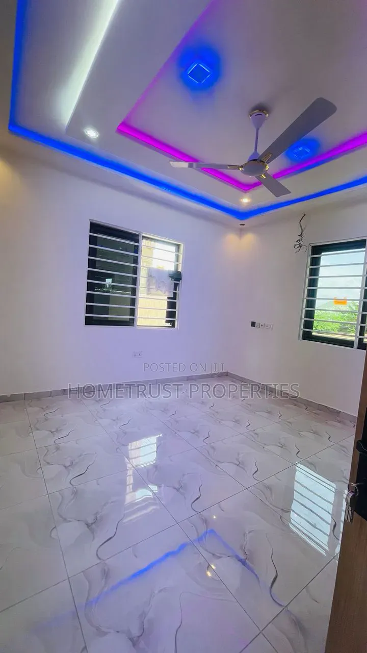 3bdrm House in Ablekuma Peace, Manhean for sale