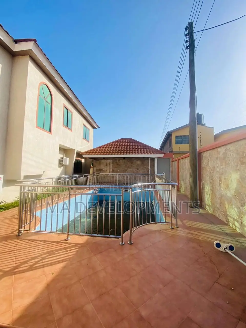 6bdrm House in Madev Realty, Dzorwulu for rent