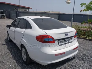 Ford Fiesta S Sedan 2012 White
