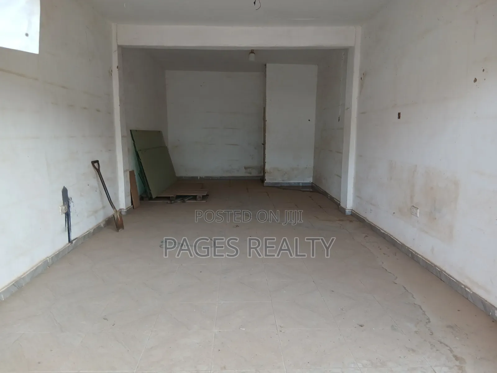 Spacious Shop at Agbogba Police Station Area