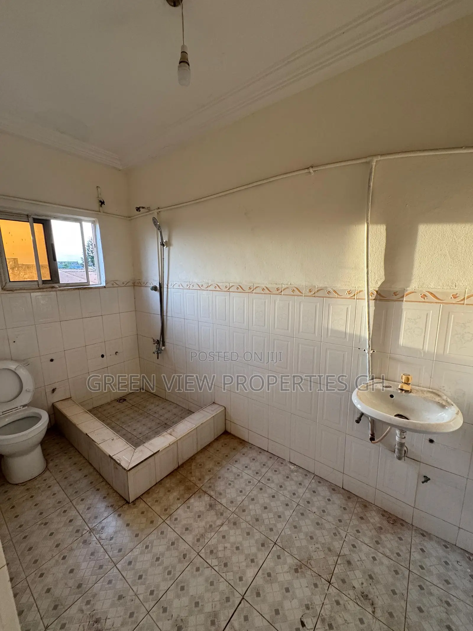 1bdrm Apartment in Achimota for rent