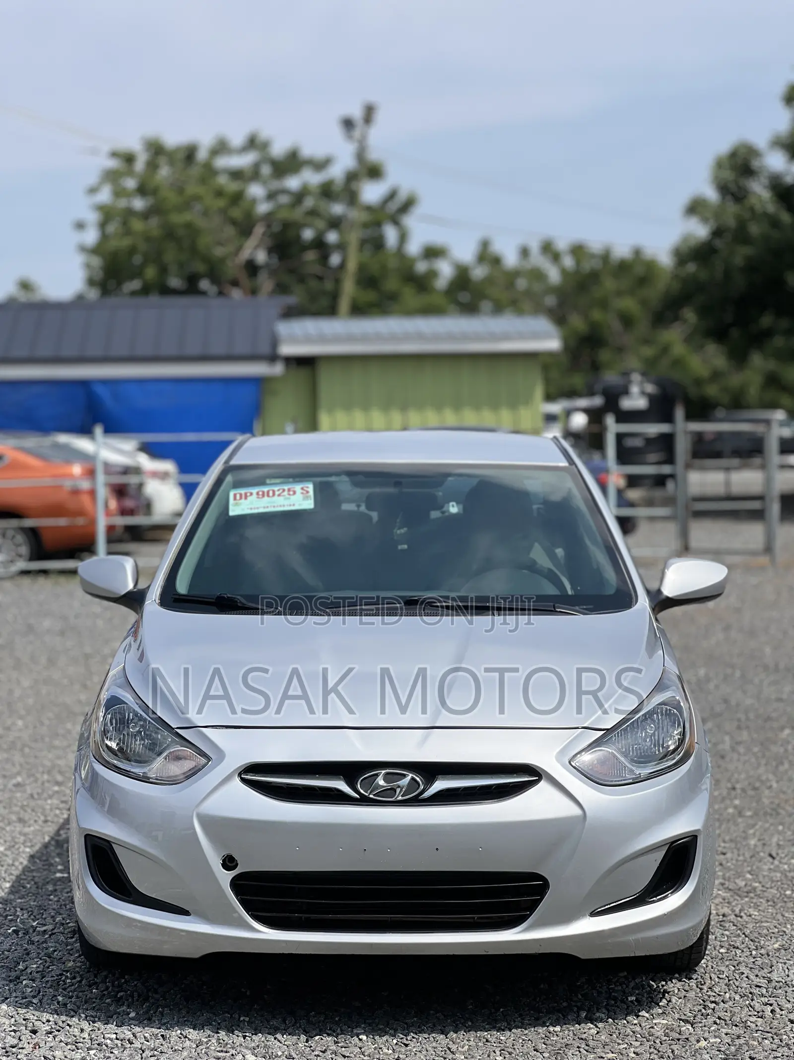 Hyundai Accent 2011 Silver