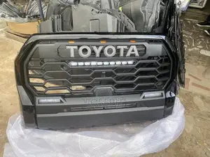 Tundra 2022,2023,2024 Front Grille