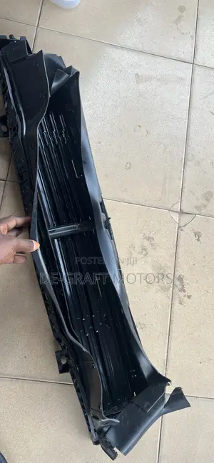Outlander 23 Shutter Grill