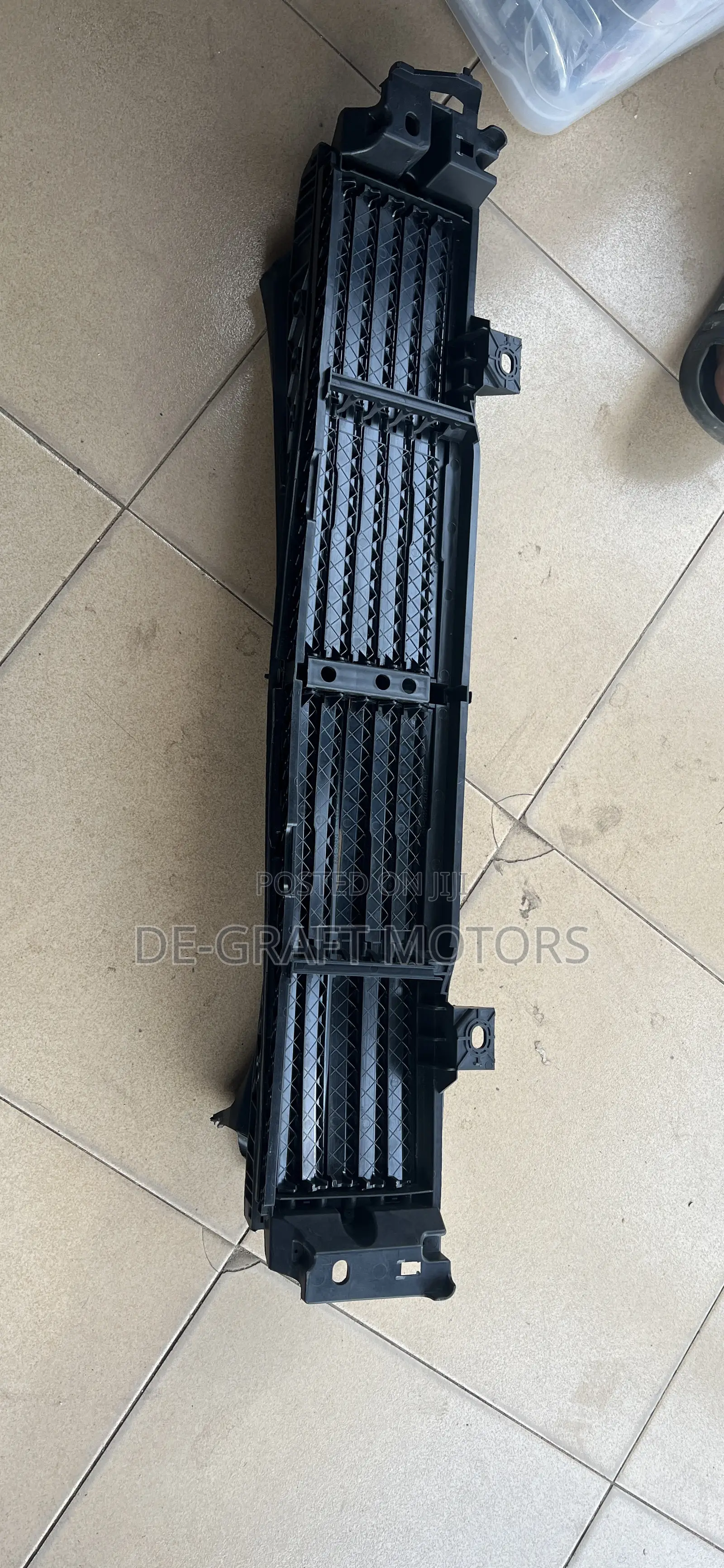 Outlander 23 Shutter Grill