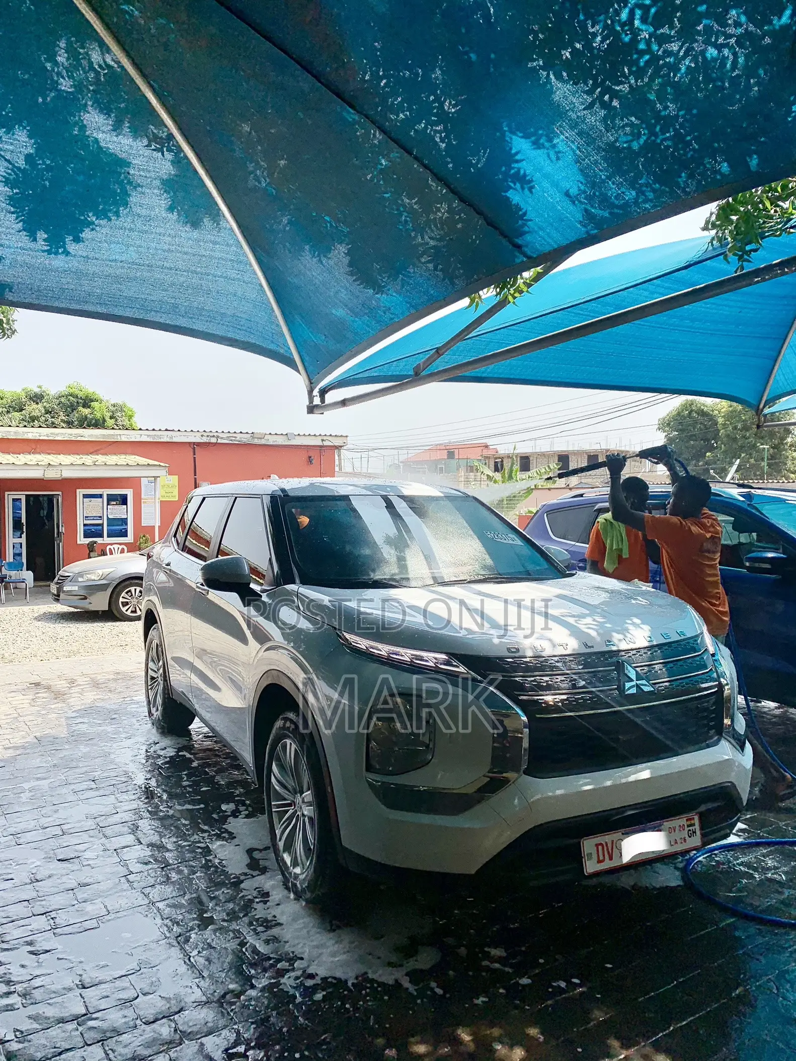 Mitsubishi Outlander 2023 White