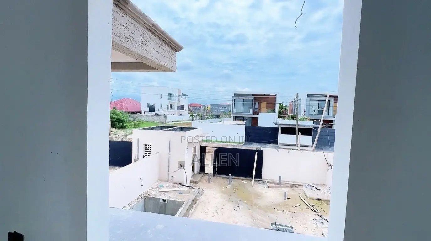 4bdrm House in East Legon Hills for sale
