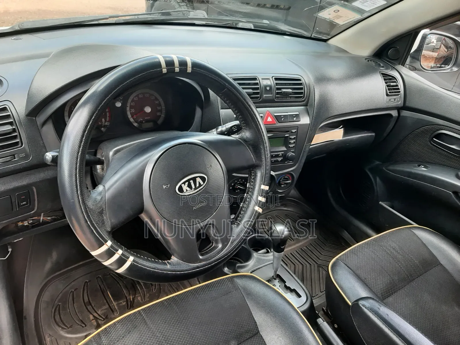 Kia Morning 2011 White
