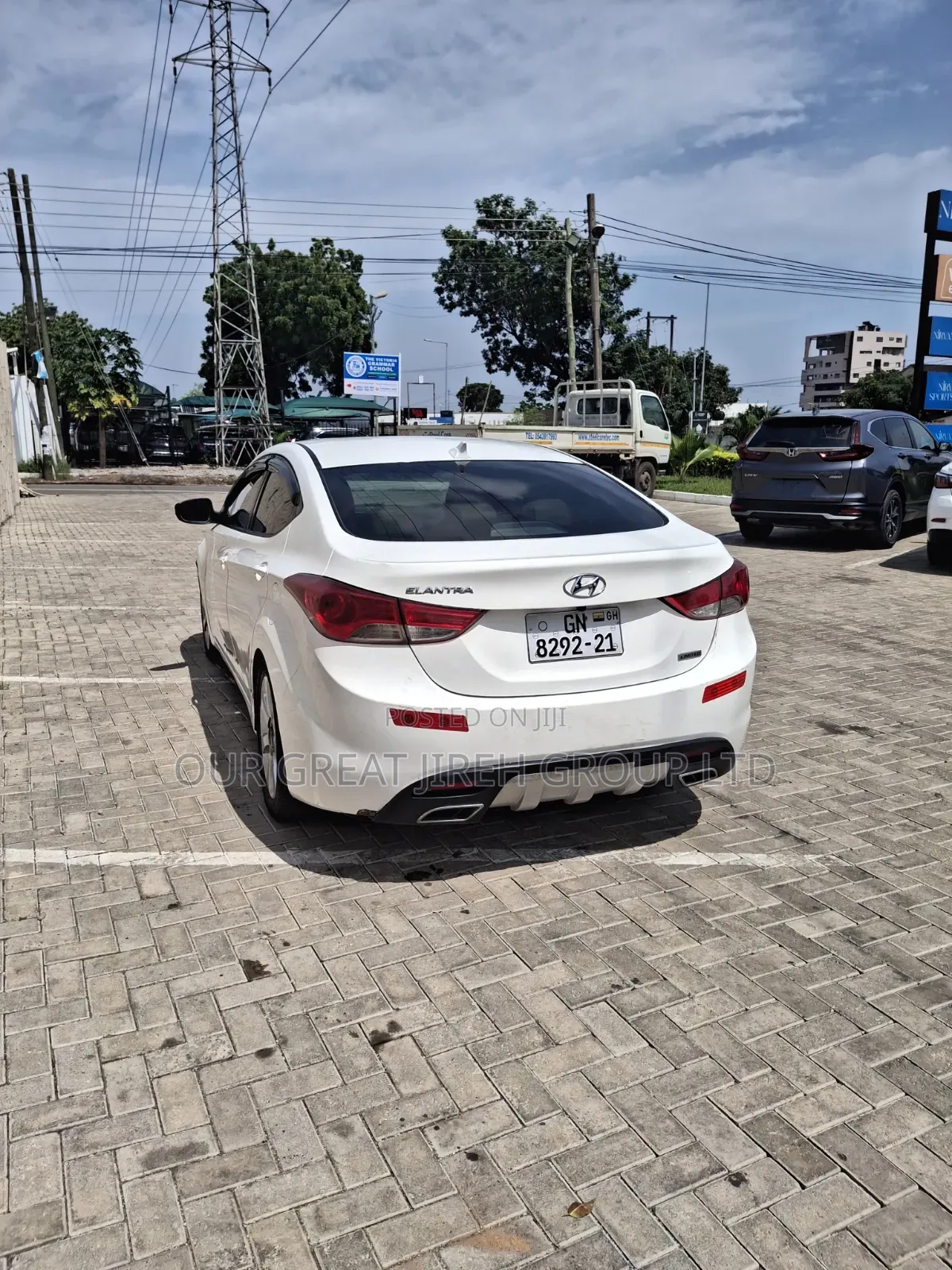 Hyundai Elantra 2012 White
