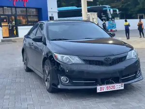 Toyota Camry SE 4dr Sedan (2.5L 4cyl 6A) 2014 Black
