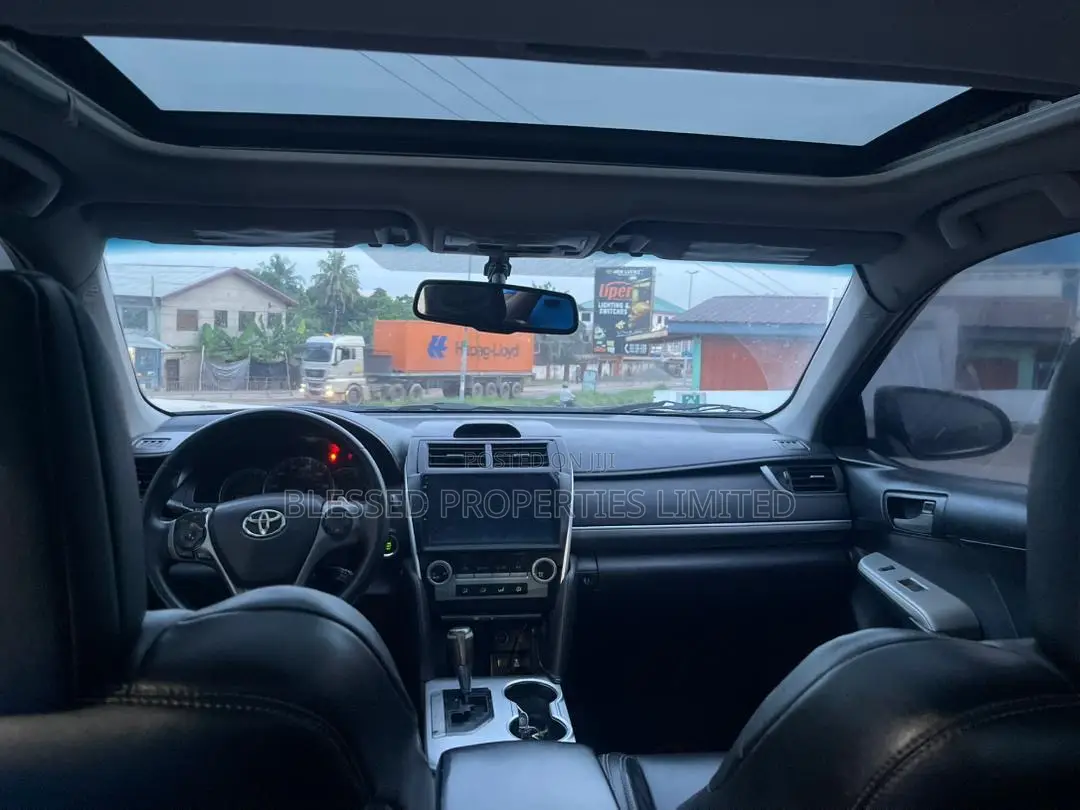 Toyota Camry SE 4dr Sedan (2.5L 4cyl 6A) 2014 Black