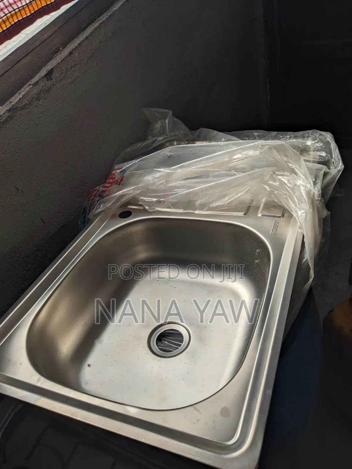 Kitchen Sink Single