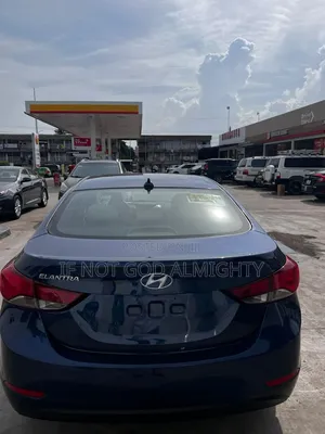Hyundai Elantra 2016 Blue
