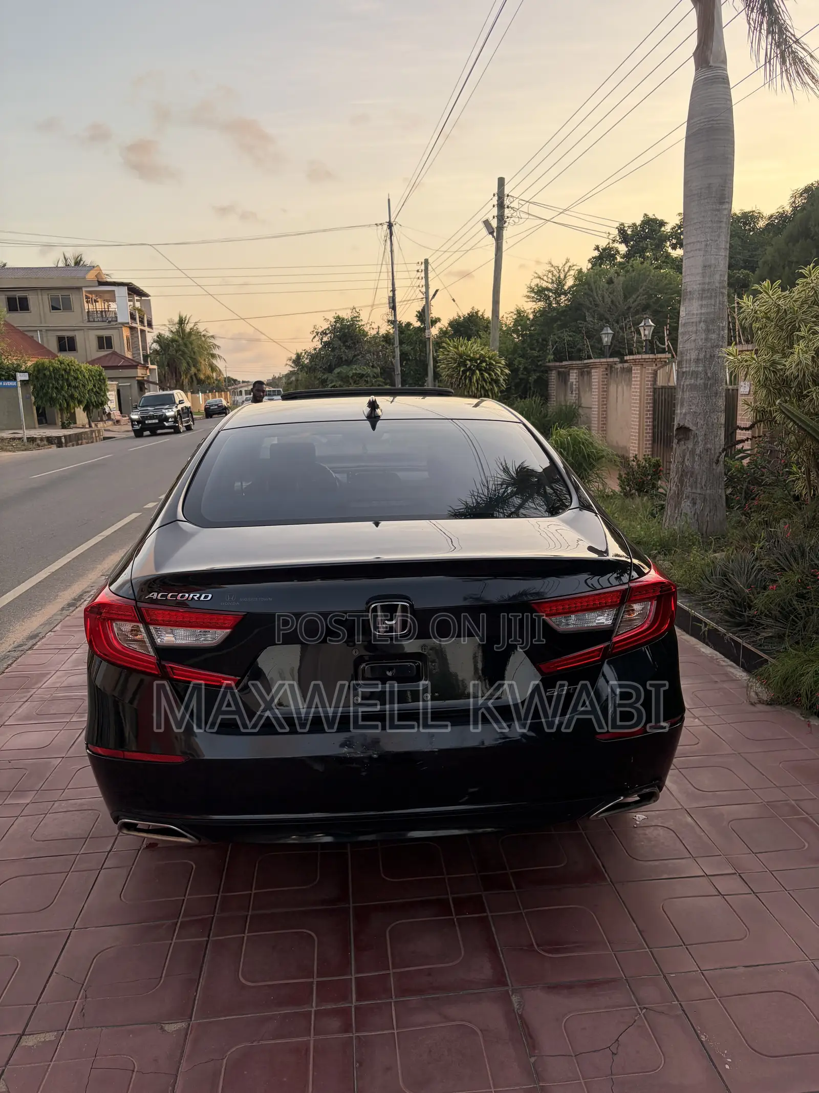 Honda Accord EX-L (2.0L 4cyl Turbo 10A) 2019 Black