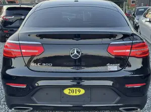 Mercedes-Benz GLC-Class 2019 Black