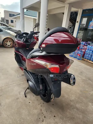 Honda Gold Wing 2017 Red