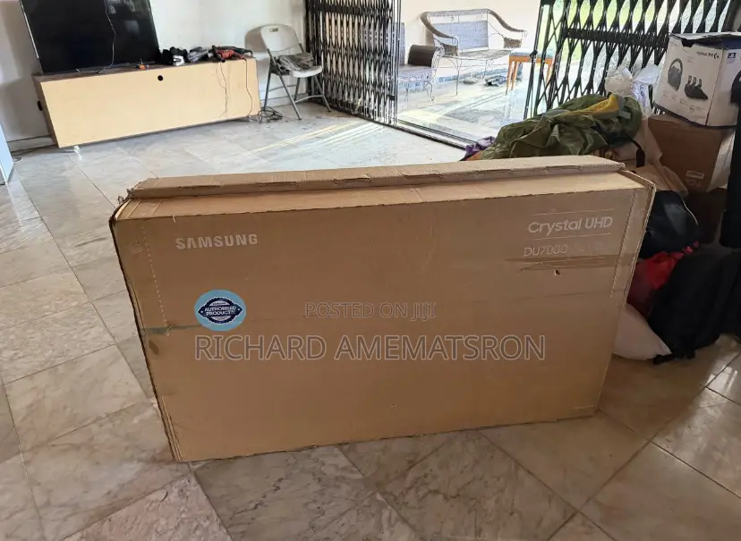 Samsung Du7000 2024 Uhd 55 Inches Comes With a Box
