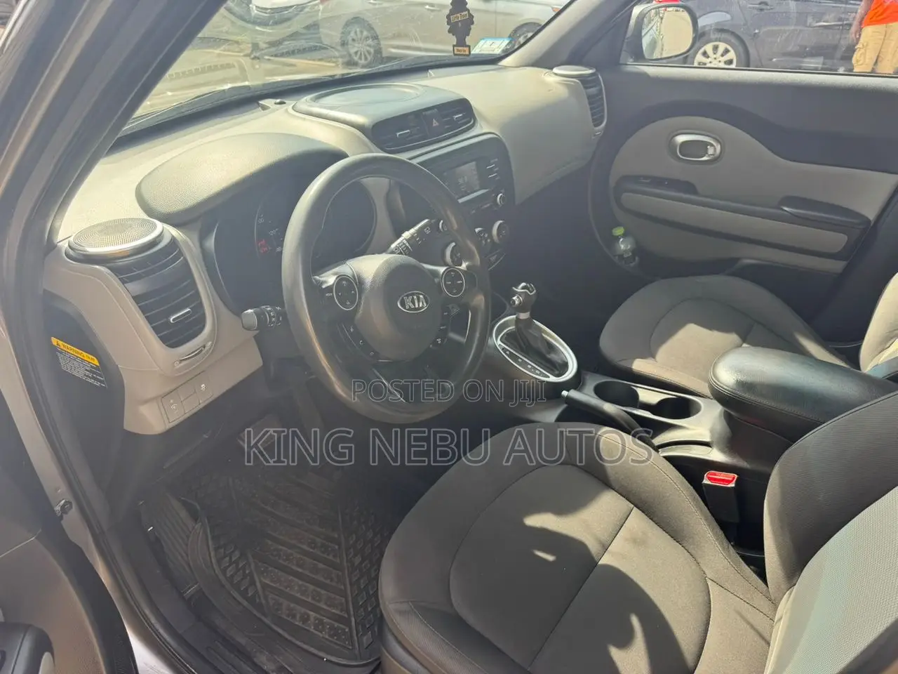 Kia Soul Hatchback 2016 Gray