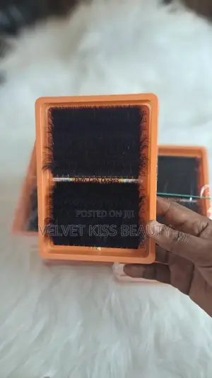 Fluffy Clustser Lashes