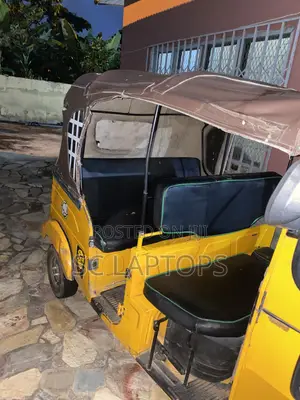 Bajaj RE 2024 Yellow
