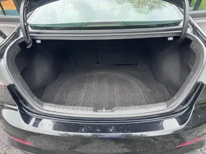Hyundai Elantra 2017 Black