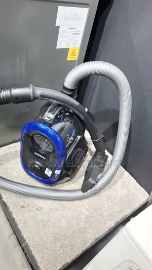 Samsung Vacuum Cleaner 1800watts
Vc18m2120