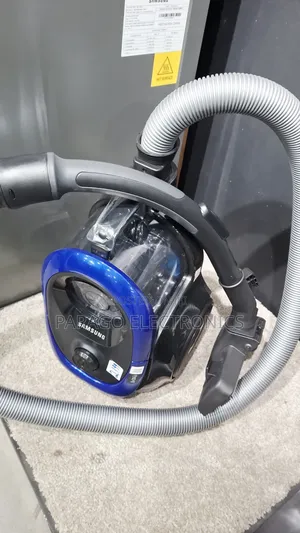 Samsung Vacuum Cleaner 1800watts
Vc18m2120