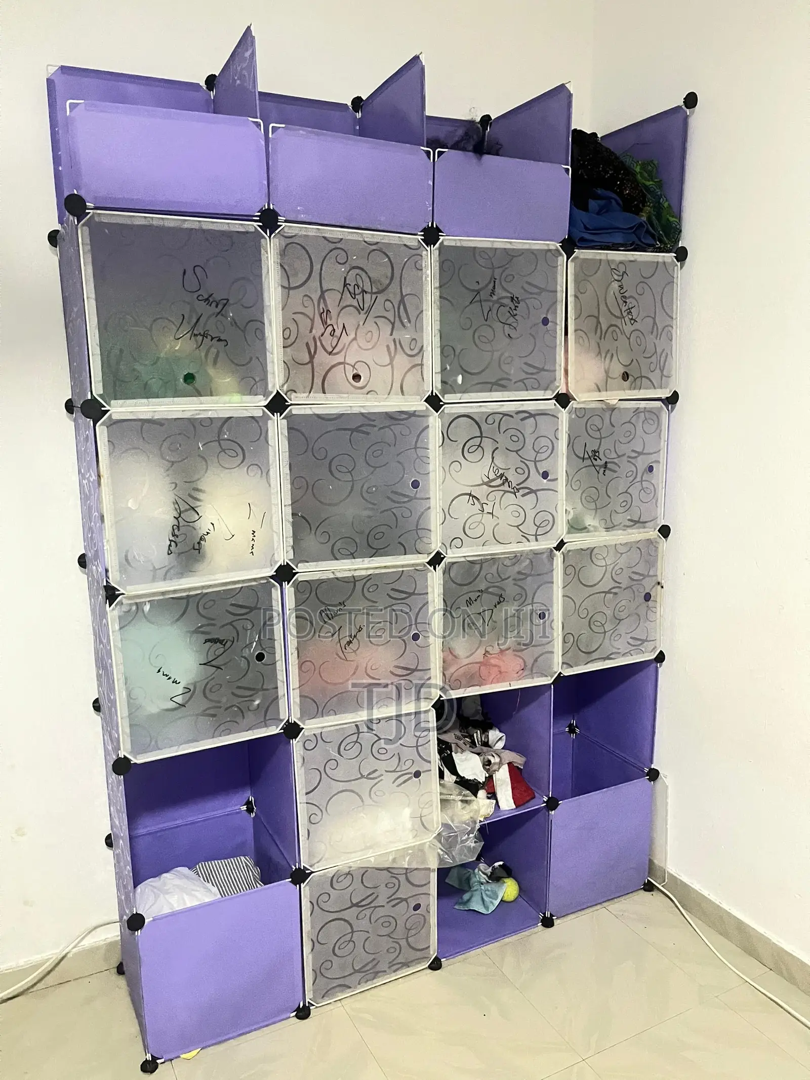 30 Cubes Plastic Acrylic Collapsible Wardrobe