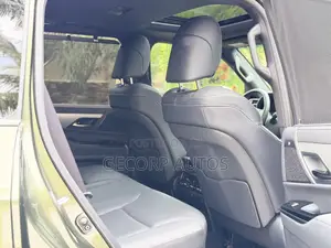 Lexus LX 700h 2025 Green