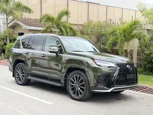 Lexus LX 700h 2025 Green