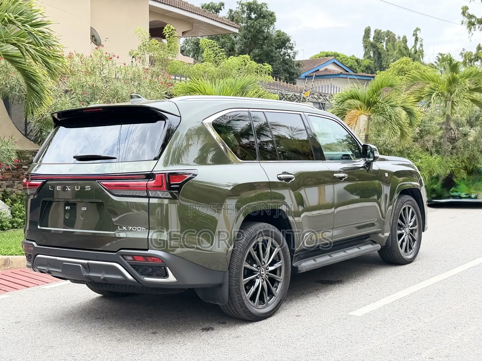 Lexus LX 700h 2025 Green
