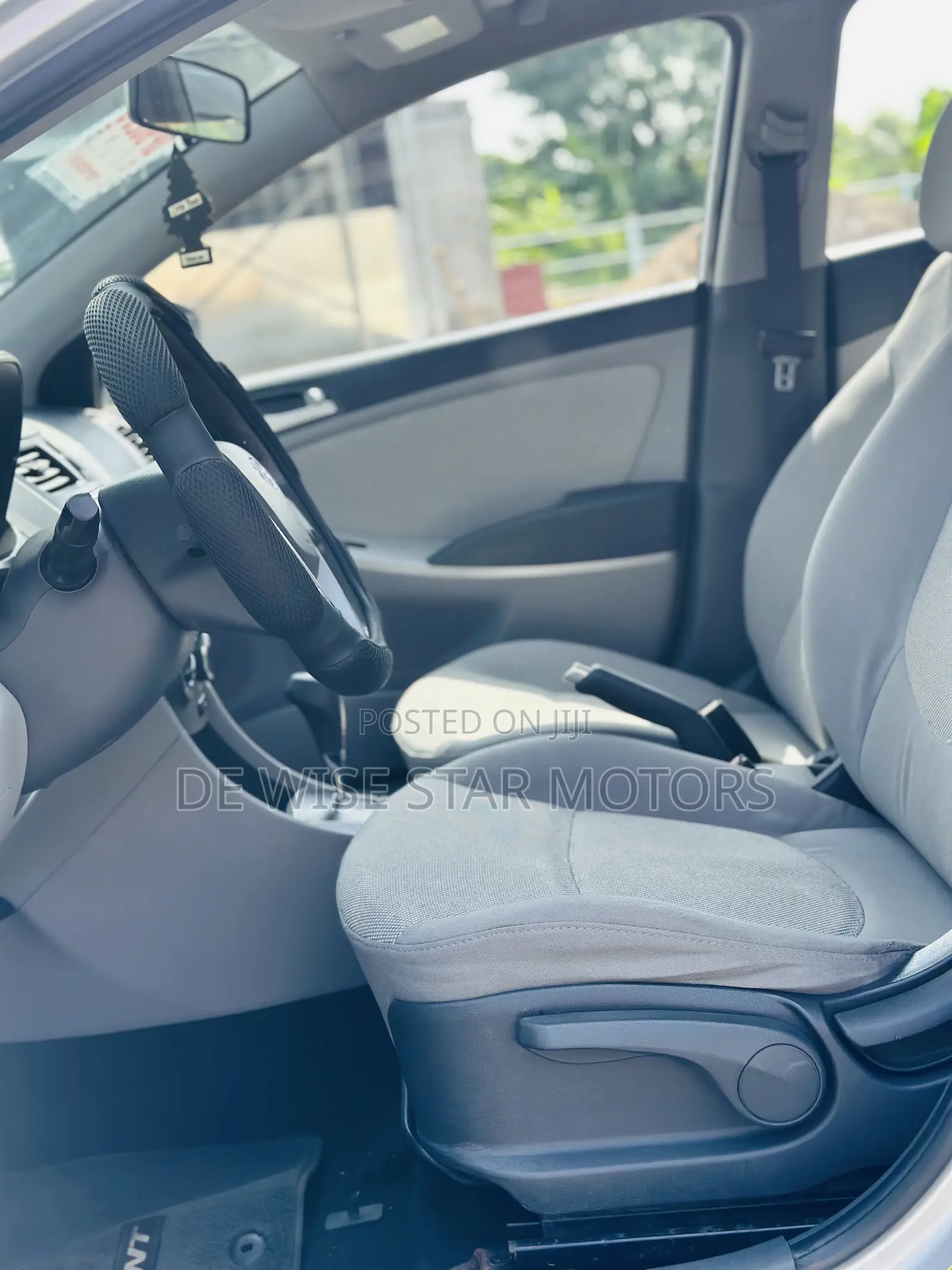 Hyundai Accent GLS Automatic 2012 Silver