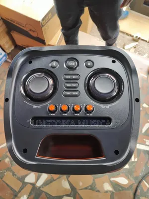 JBL Partybox 710 Wireless Speaker With 2microphone