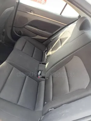 Hyundai Elantra SE 2018 White