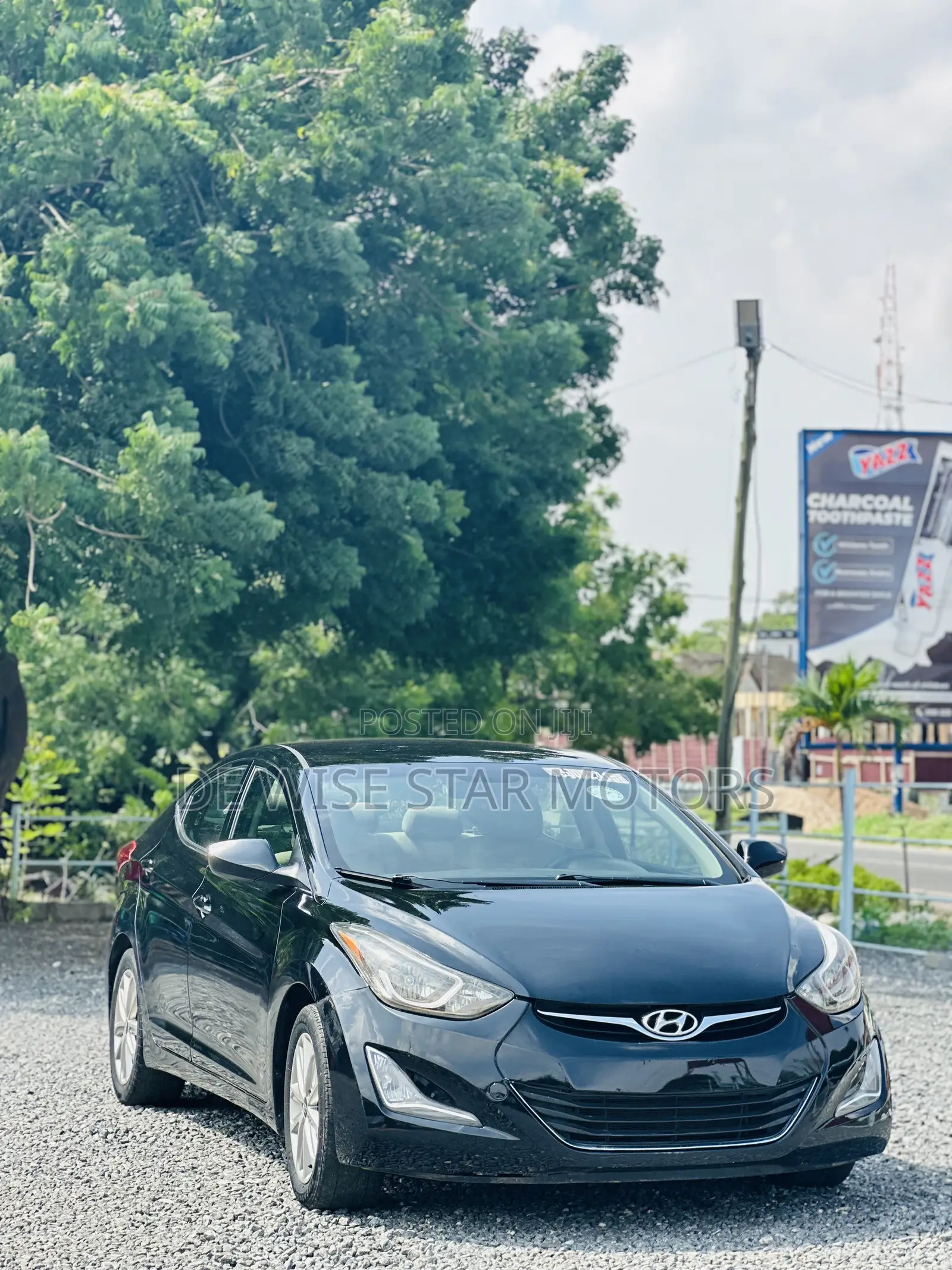 Hyundai Elantra SE Sedan FWD (1.8L 4cyl 6A) 2016 Black