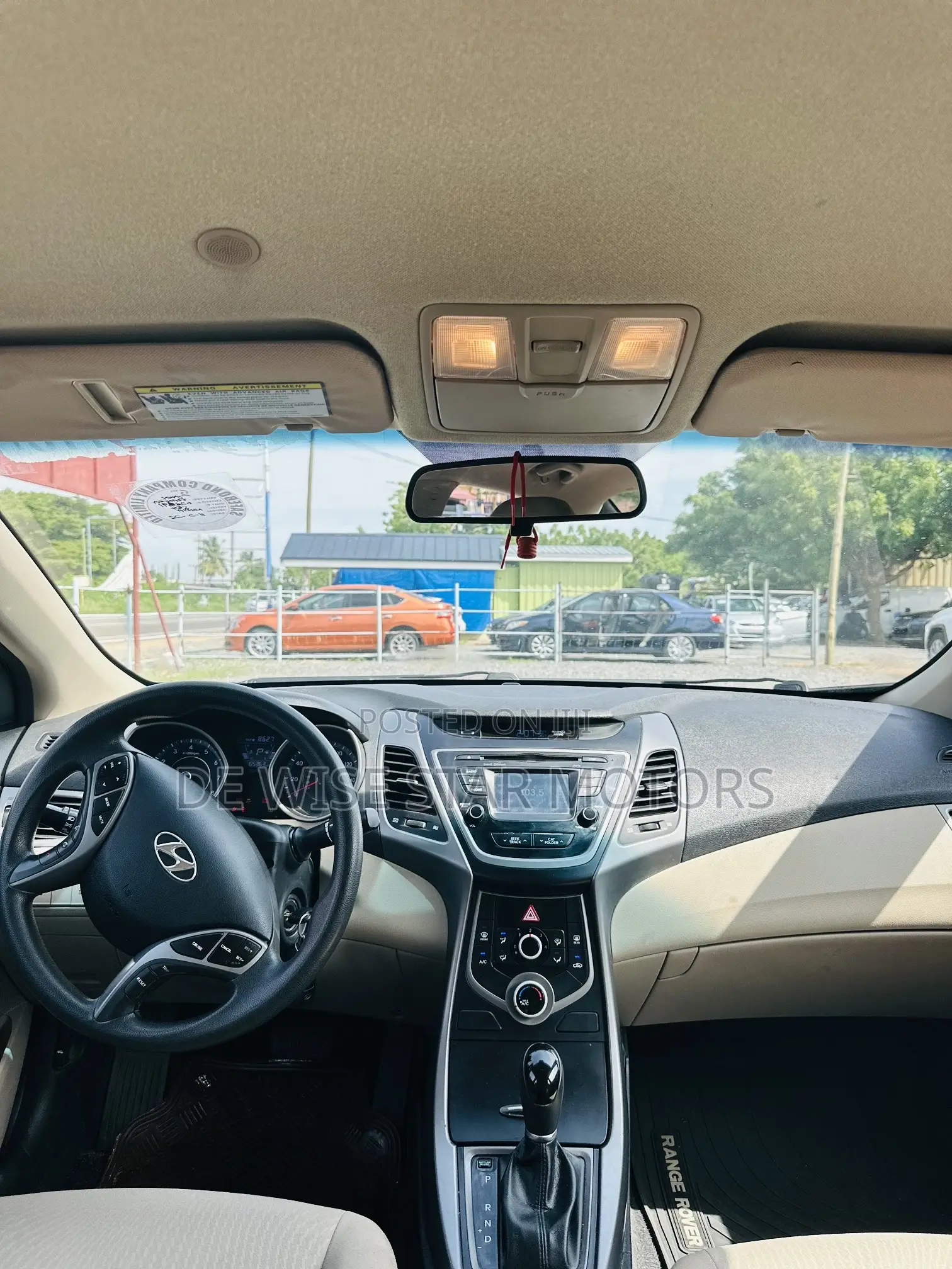 Hyundai Elantra SE Sedan FWD (1.8L 4cyl 6A) 2016 Black