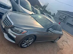 Mercedes-Benz C300 Luxury 4dr AWD 4Matic Sedan (2.0L 4cyl 7A) 2015 Gray