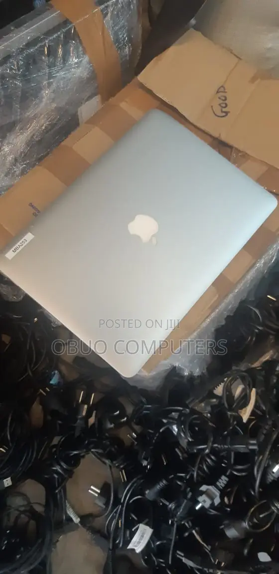 Laptop Apple MacBook Air 8GB Intel SSD 256GB