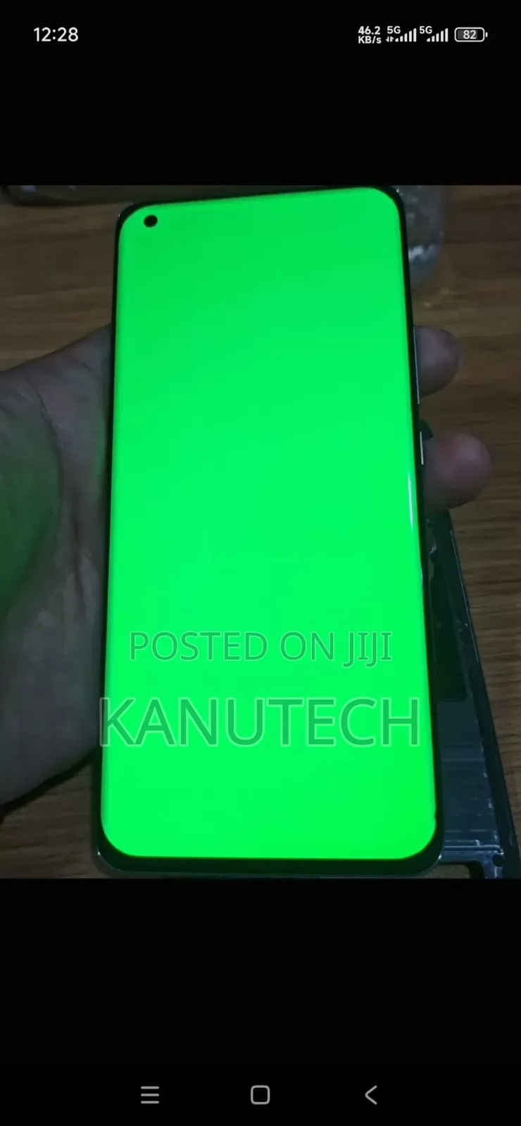 Xiaomi Mi 11 Ultra and 11 Pro Screen