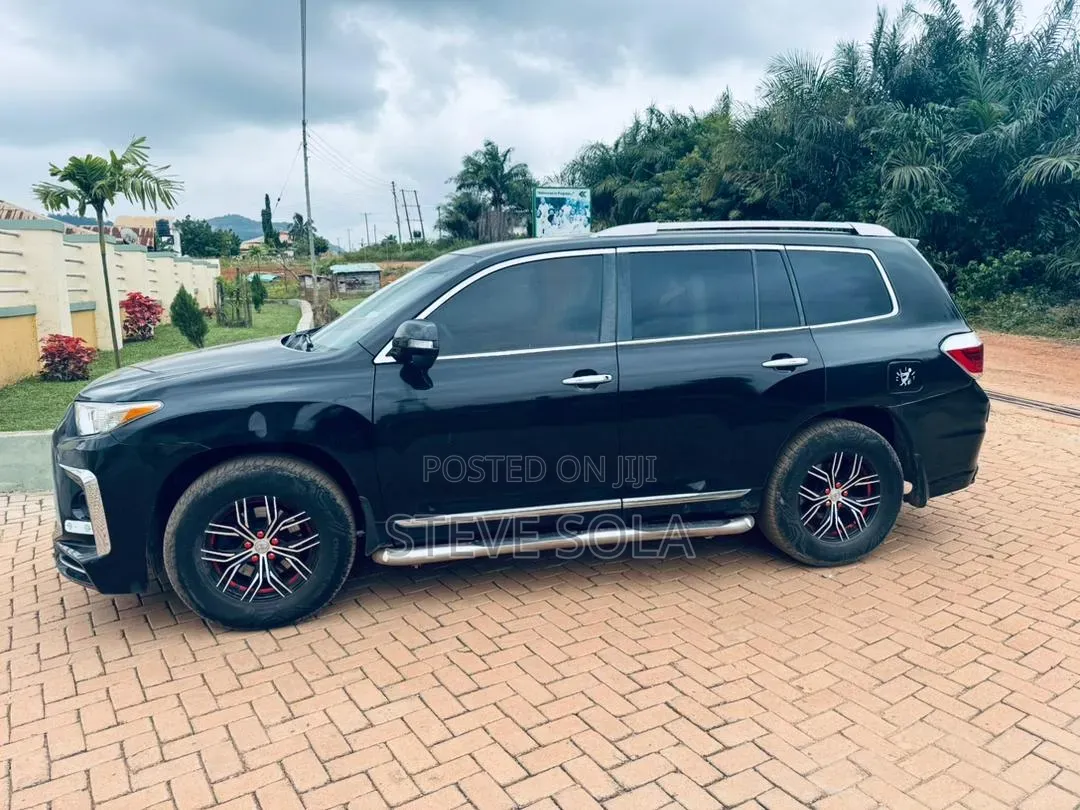 Toyota Highlander 2.7L 2WD 2013 Black