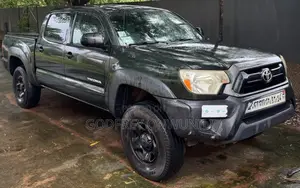 Toyota Tacoma Double Cab V6 Automatic 2012 Green