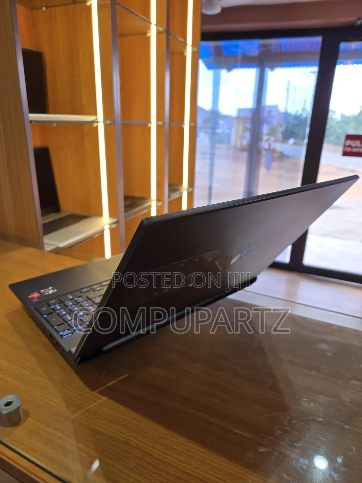 Laptop HP Victus 15 16GB AMD Ryzen 5 SSD 512GB