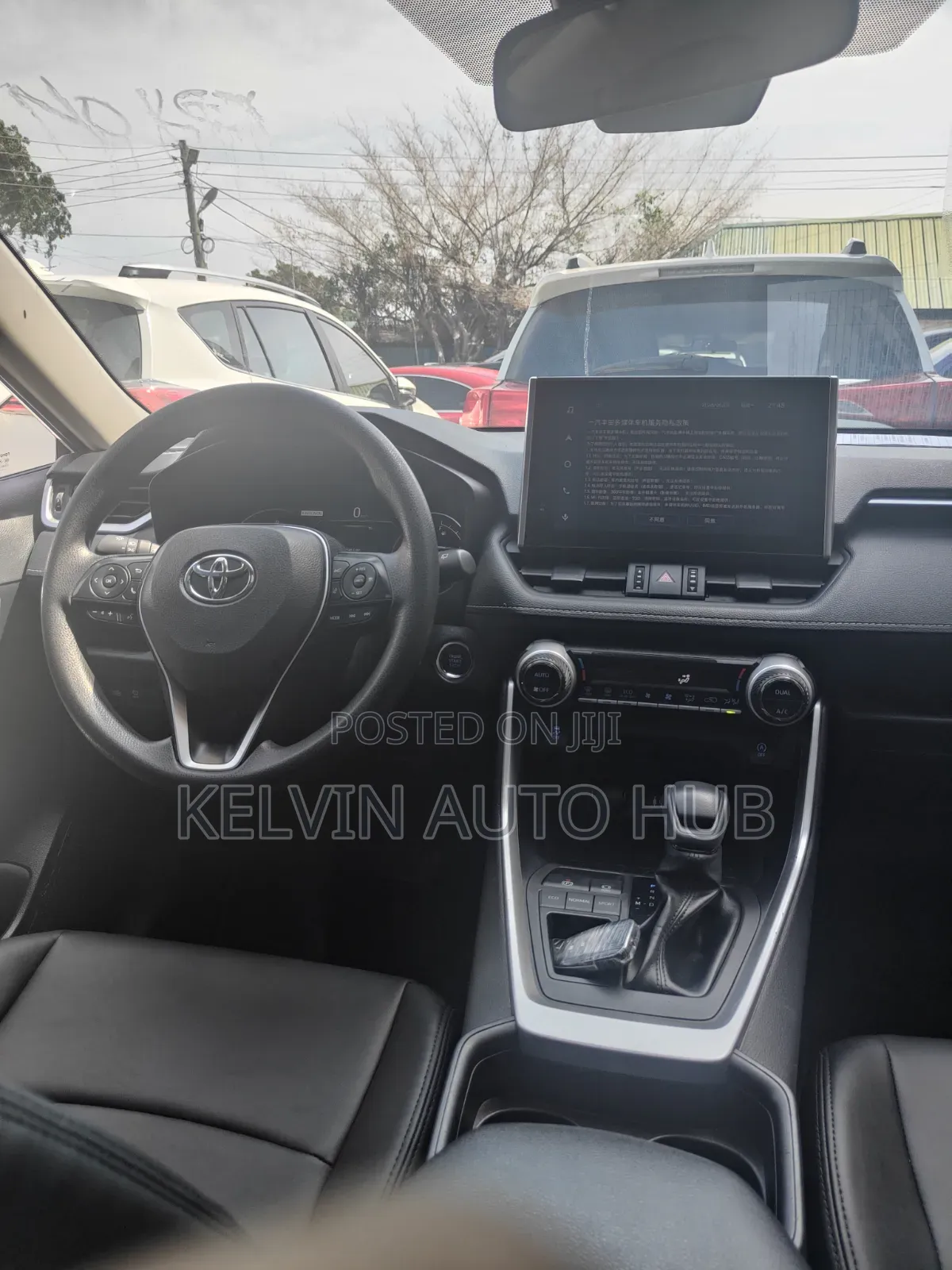 Toyota RAV4 XLE AWD 2023 White
