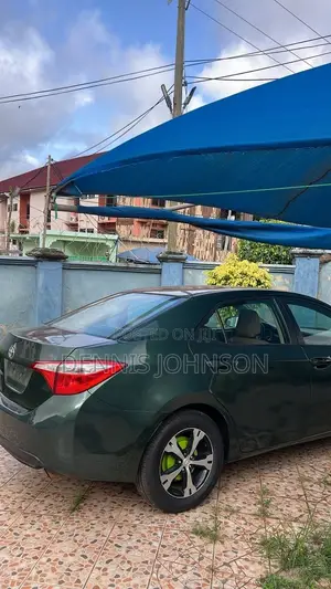 Toyota Corolla LE 4dr Sedan (1.8L 4cyl CVT) 2016 Green
